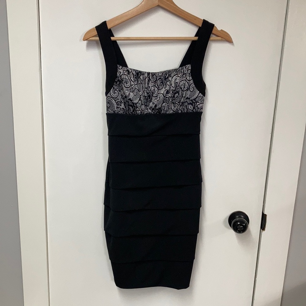 Beautiful black dress, size small